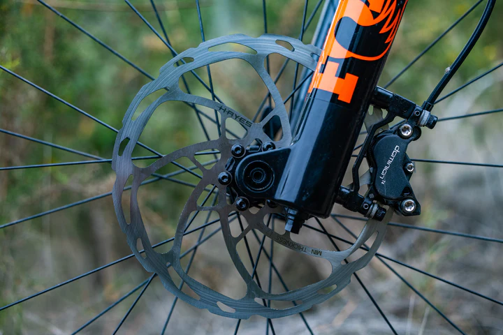 BEST IN TEST – ENDURO MOUNTAIN BIKE MAGAZINE – DOMINION T4 BRAKE 